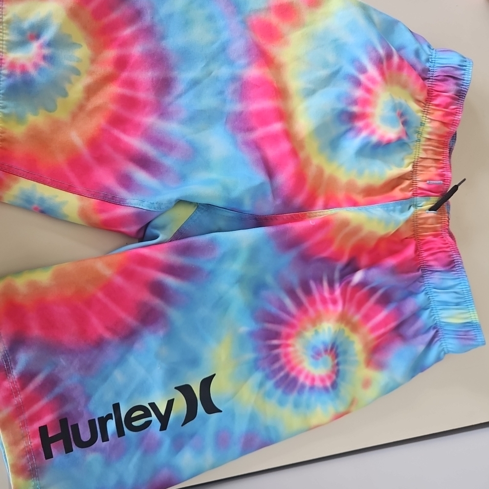 Boy’s Hurley Tie-Dye Swim Trunks Size M 10/12 Beach Wear Board Shorts Swimming
